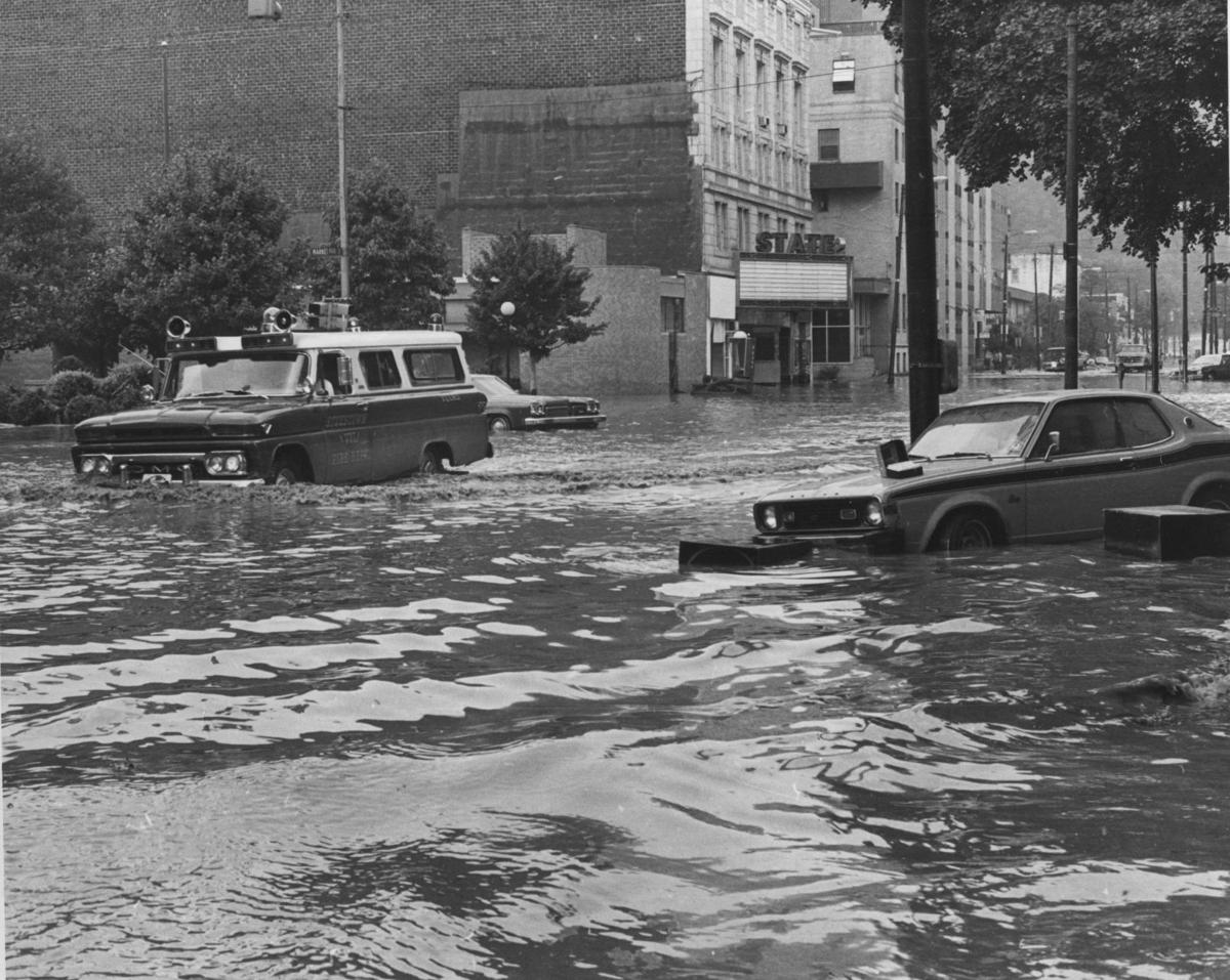 PHOTO GALLERY 1977 FLOOD Multimedia