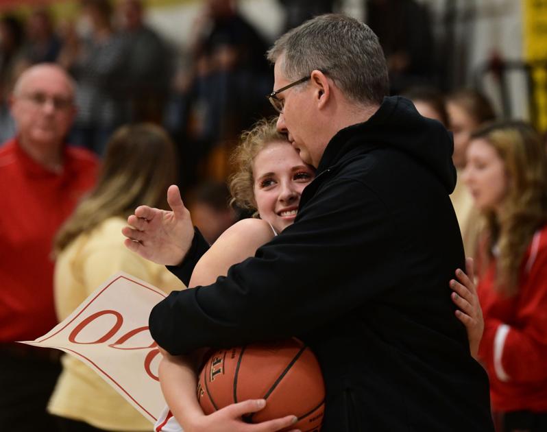 Photo Gallery Scholastic Basketball Roundup Bishop Mccort S