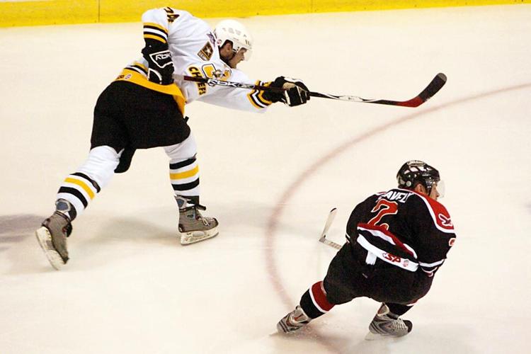 Chiefs fall to rival Nailers as a league looks on