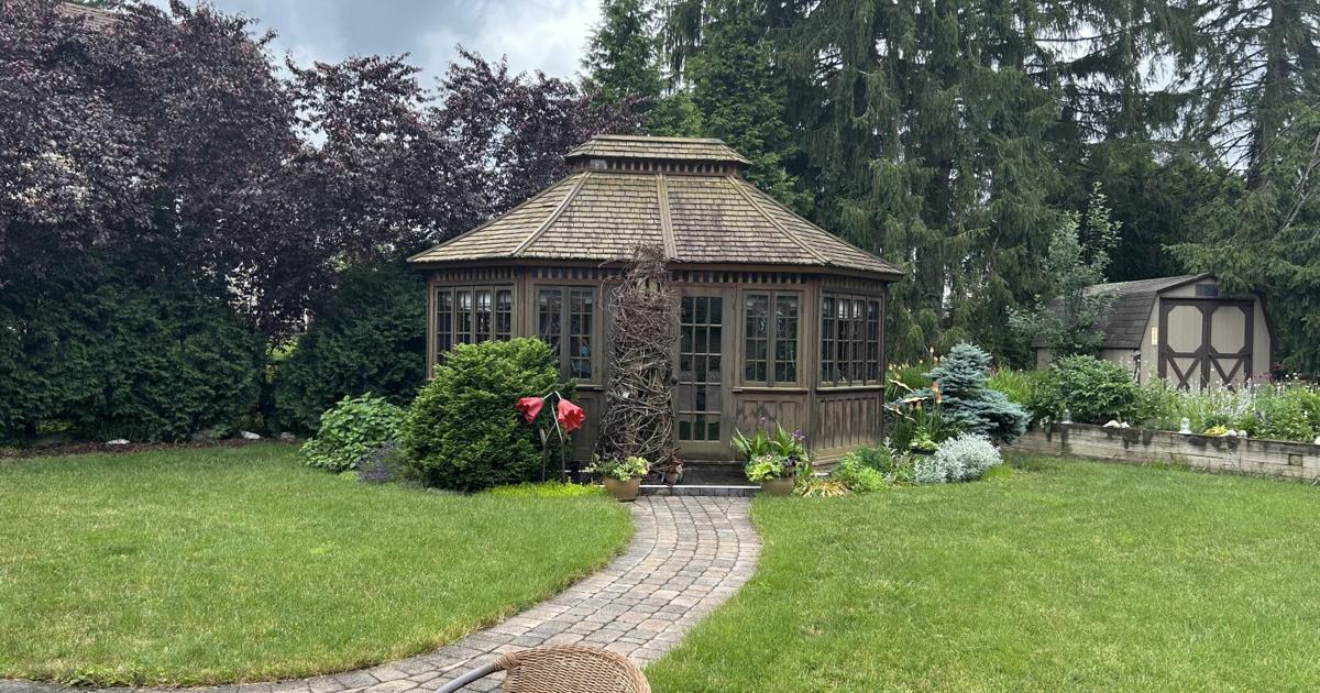'Walkin' on Sunshine' garden party to benefit Gallery on Gazebo