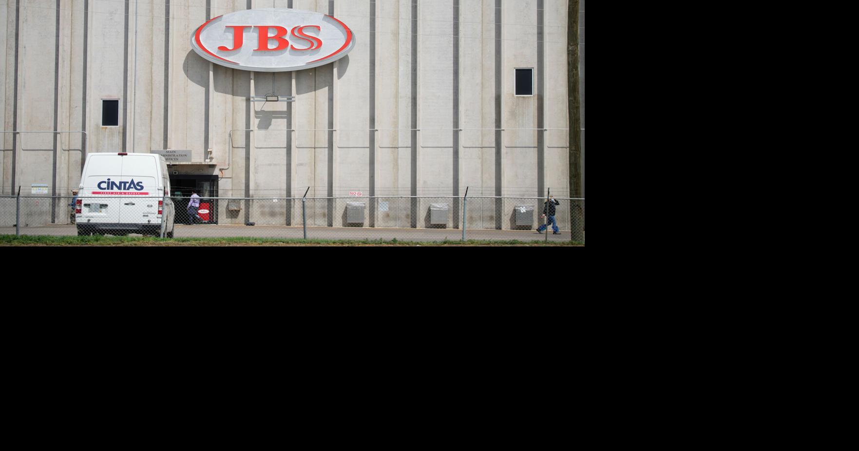 3,800 workers on strike at one of largest meatpacking plants in U.S.