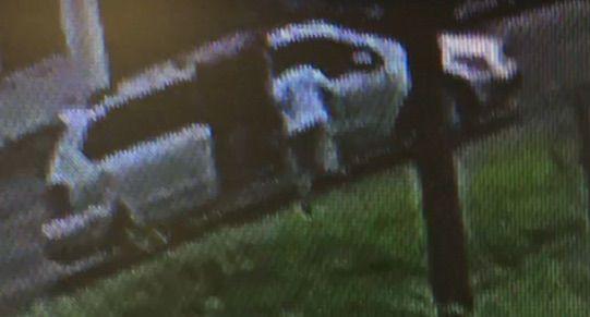 watch video city police two men rob auto parts store flee in van news tribdem com rob auto parts store