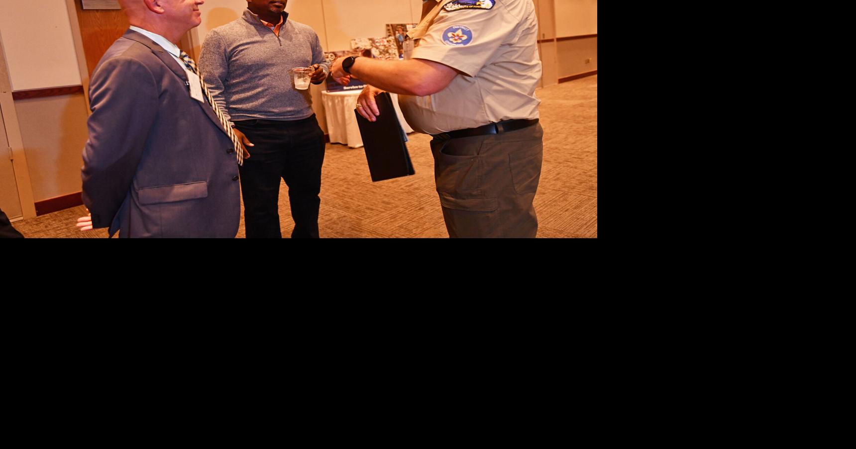 PHOTO GALLERY Former Steelers quarterback Kordell Stewart speaks at