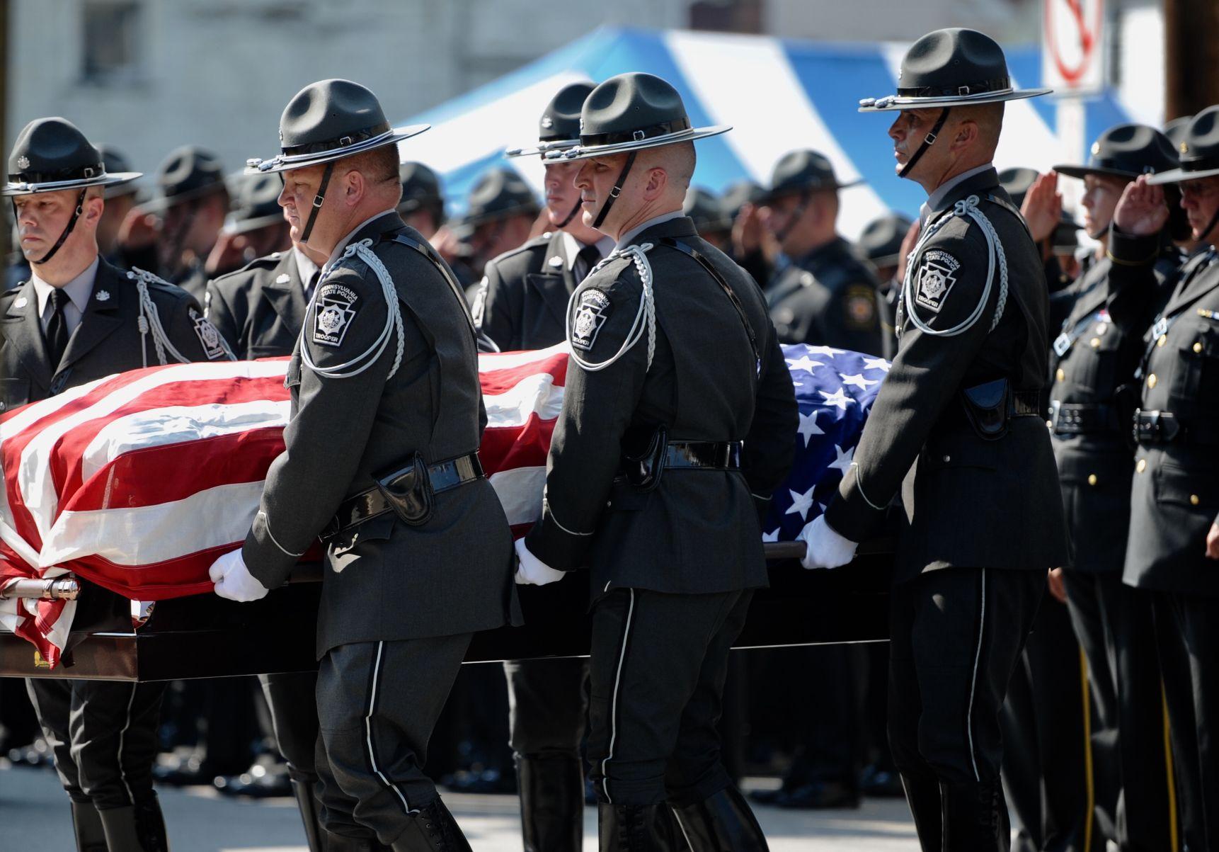 Hundreds pay last respects to fallen state police trooper (video, photo