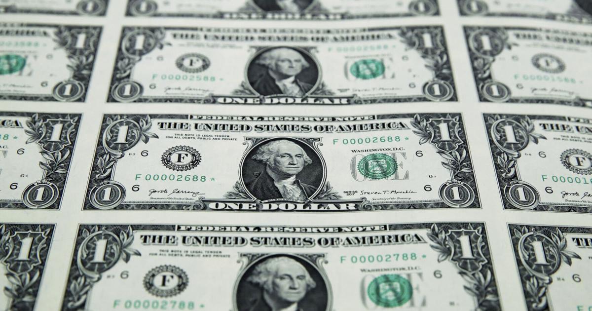 U.S. economy rebounds a surprisingly strong 3% in second quarter