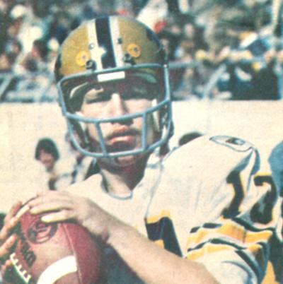 Former Pitt Qb Will Be Speaker At Point Stadium Award Banquet