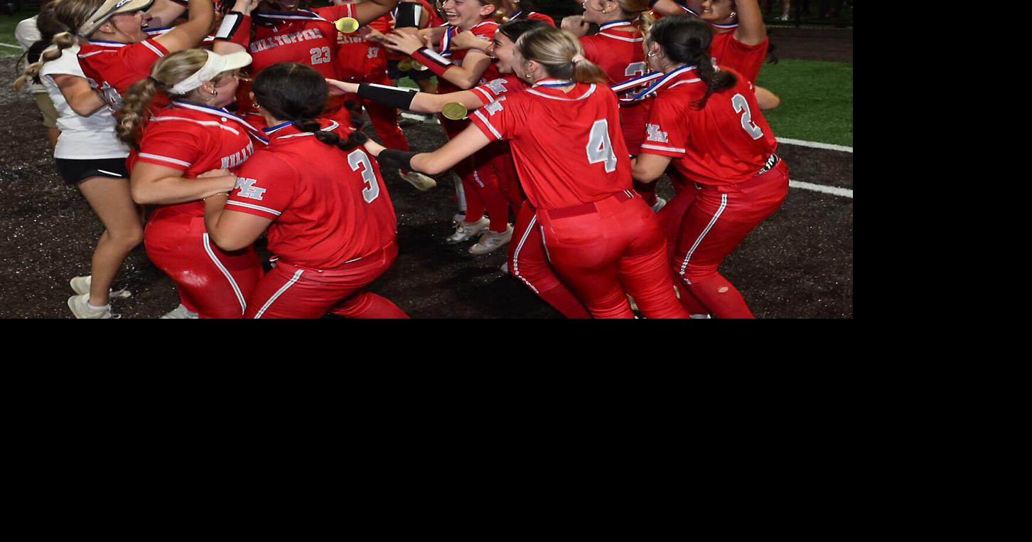 'Extremely special': Early HR propels Westmont Hilltop past Bedford for 1st District 5-6 Class 3A softball crown in 30 years