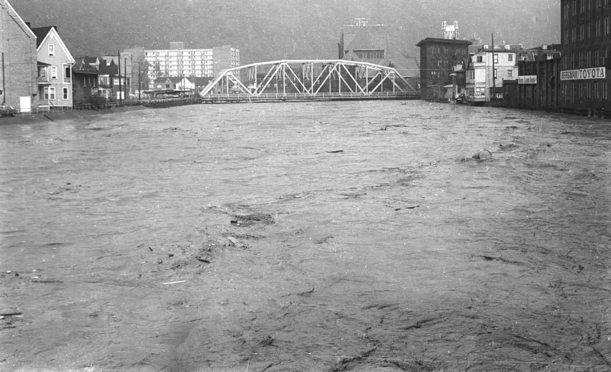 PHOTO GALLERY 1977 FLOOD Multimedia