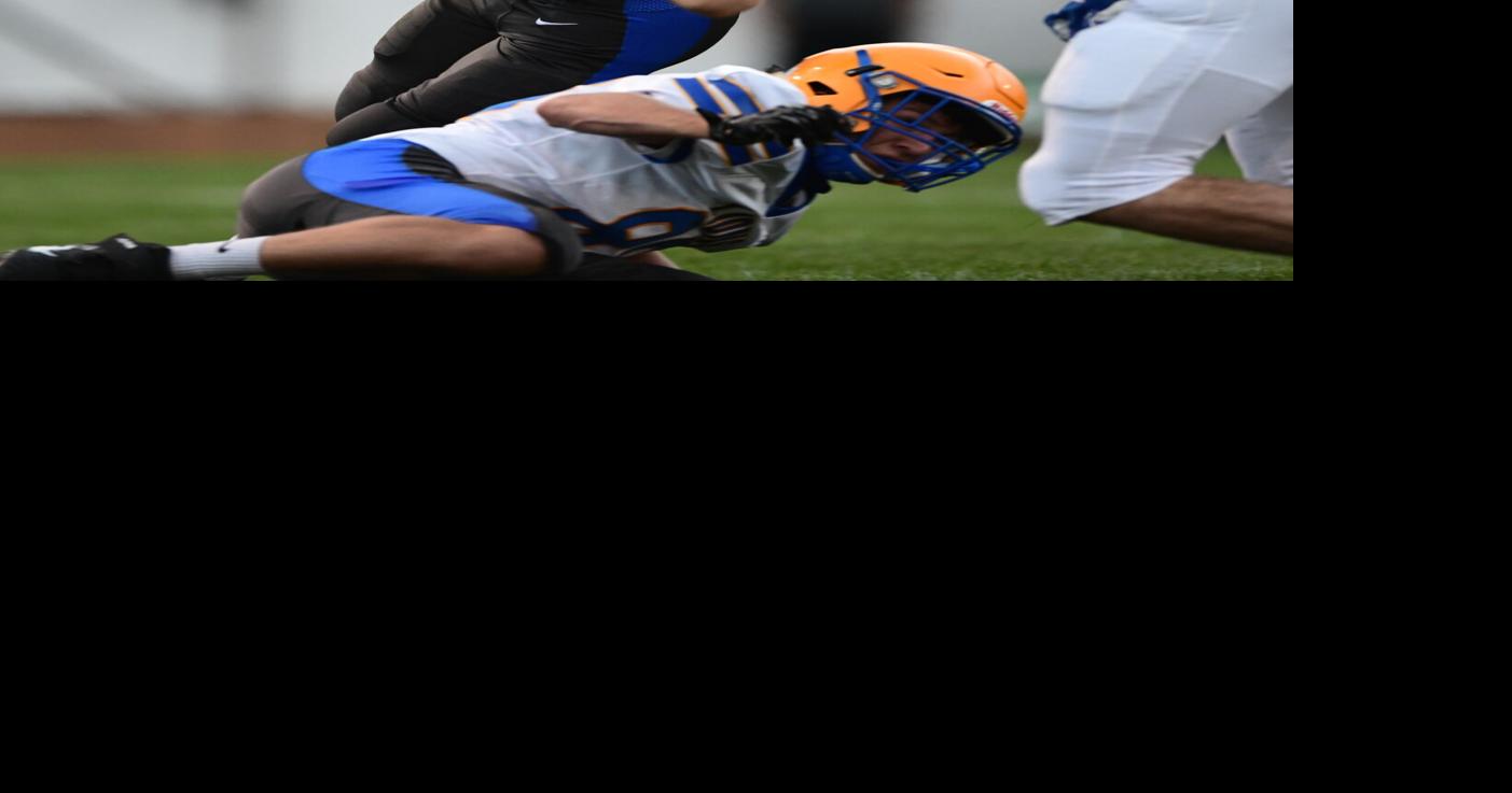 PHOTO GALLERY Bedford Bisons stampede Chestnut Ridge Lions 357 on