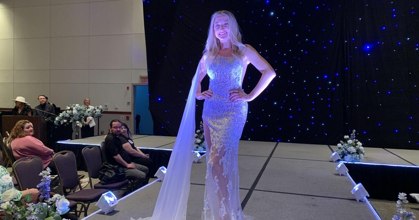 Showcase gives brides - to - be chance to connect with wedding vendors