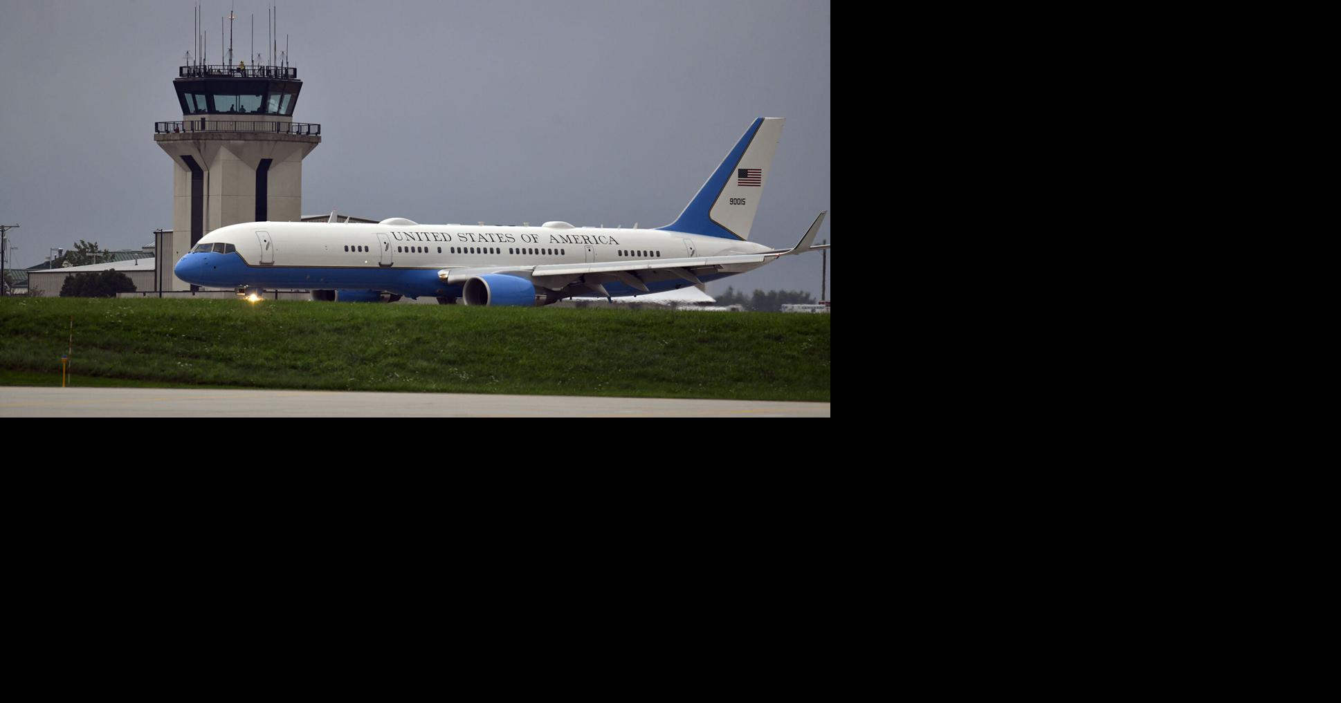 PHOTO GALLERY Trump at Johnstown airport Gallery