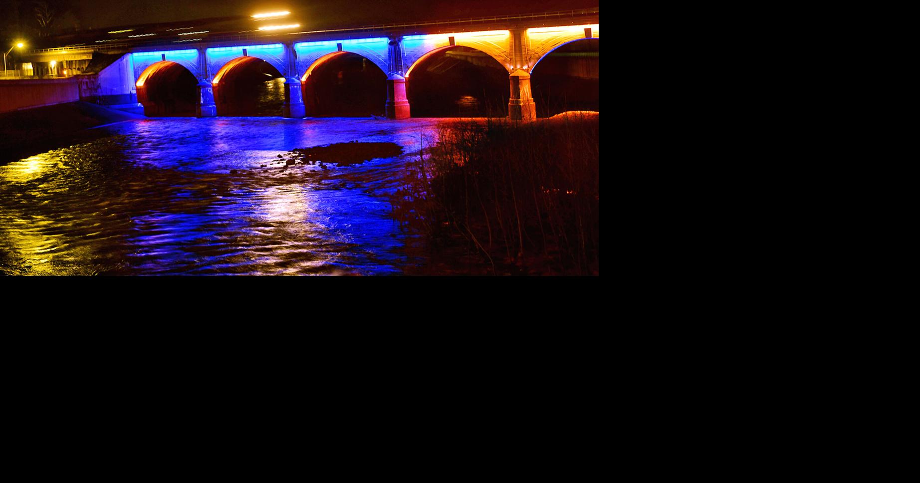 Fundraiser underway for Stone Bridge lights | Local News | tribdem.com