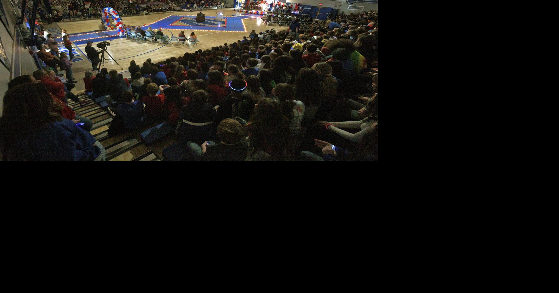 PHOTO GALLERY | 'Light the future': Windber students celebrate nation's anniversary with traveling torch, 'Relay of Liberty'