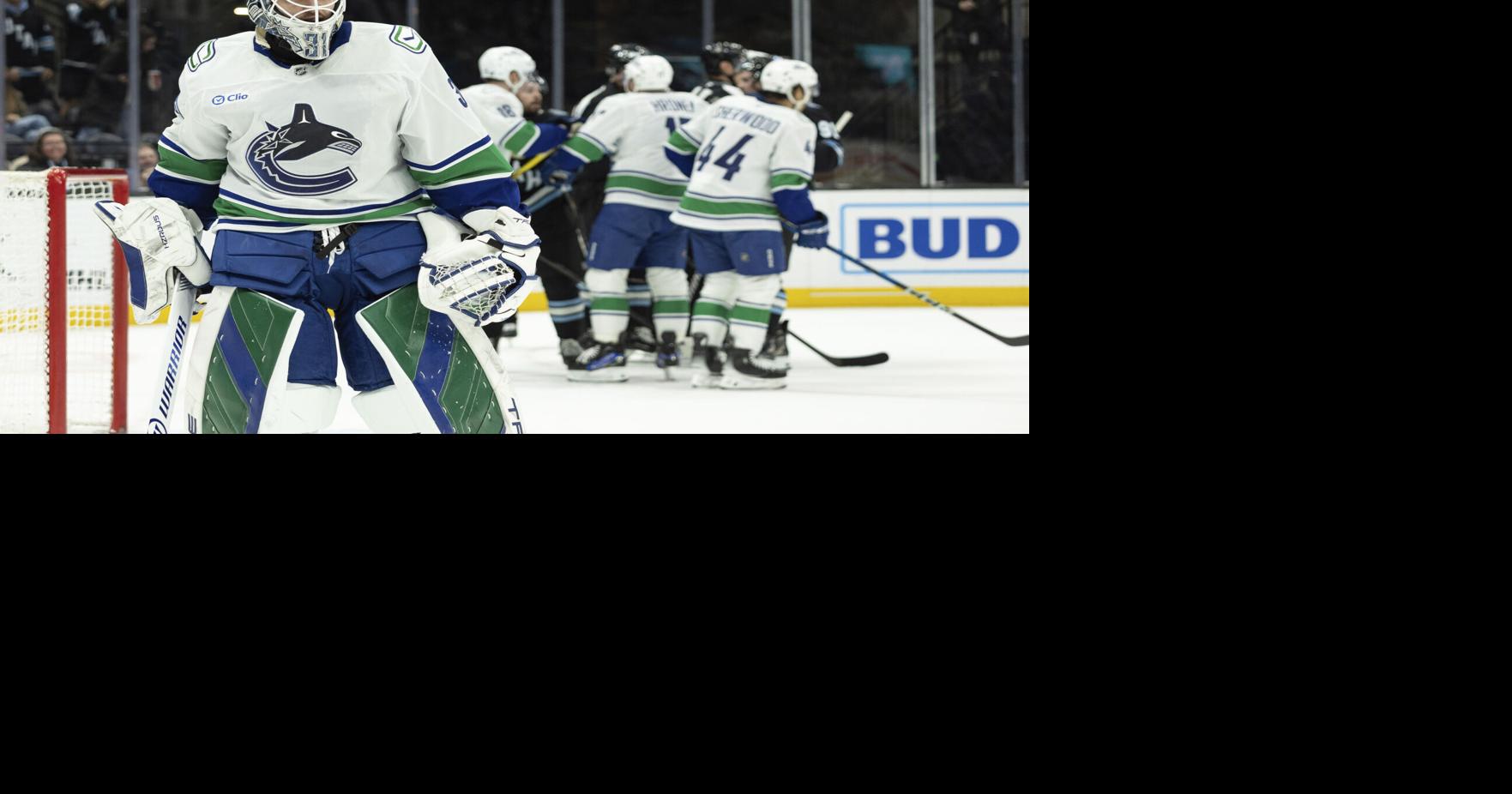 Penguins land G Arturs Silovs from Canucks for F Chase Stillman, 2027 draft pick | Sports | tribdem.com