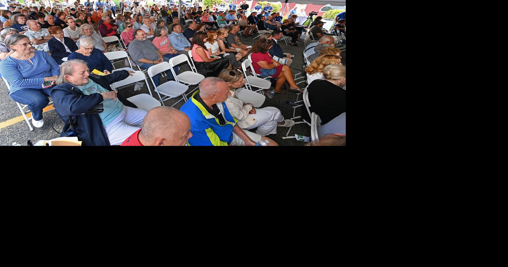 Martella's Pharmacy supporters urge action as 200+ attend Boswell town hall