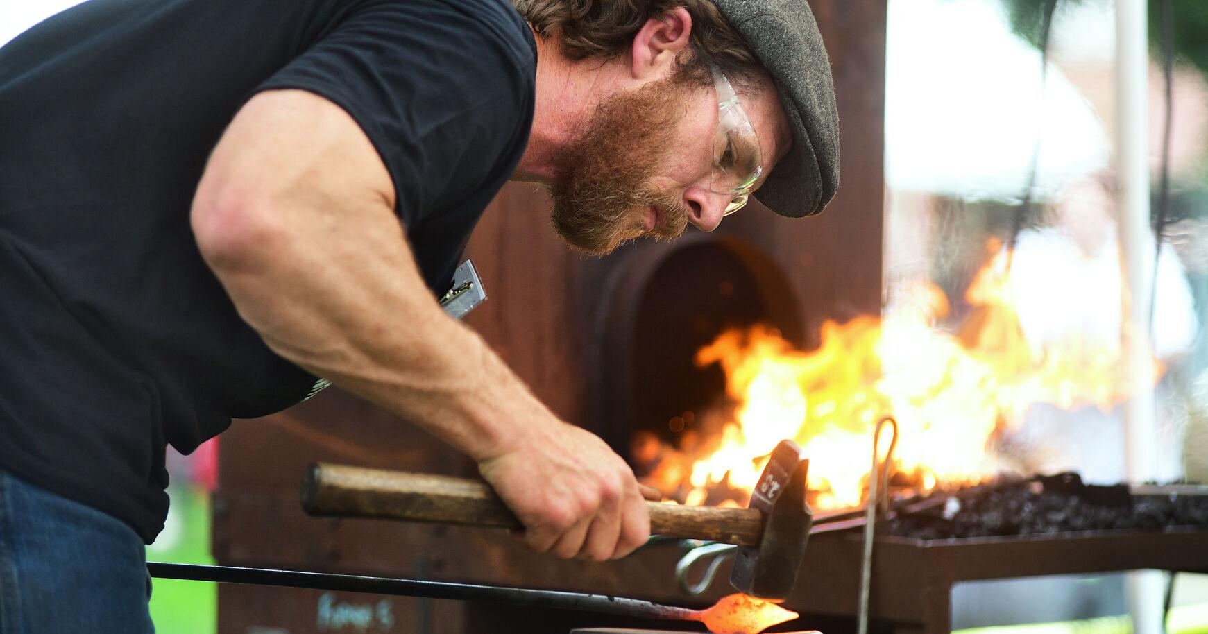 PHOTO GALLERY | Blacksmiths promote their 'cool craft' to the public as milestone conference begins in Johnstown - Vimarsana News