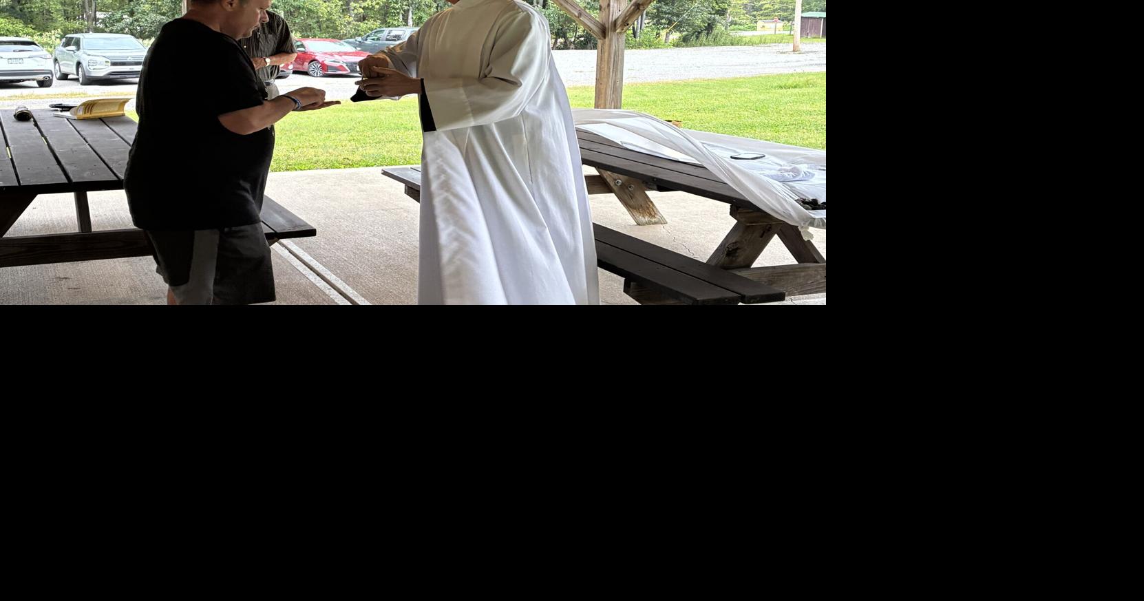 'It’s something different': Nanty Glo park hosts Catholic Mass