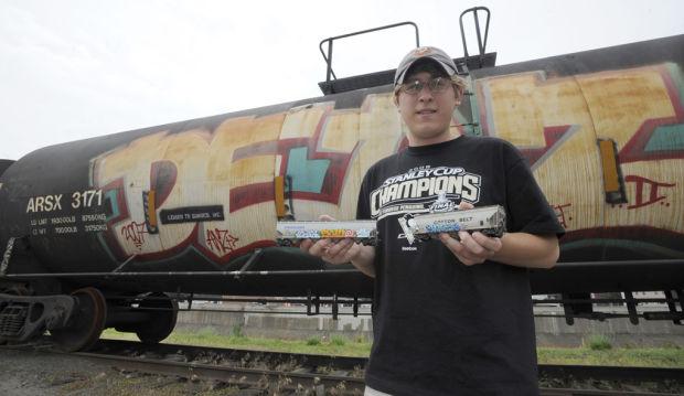 Tagger Has An Eye For Detail Artist Adds Graffiti To Model Railroad Cars Local News Tribdem Com