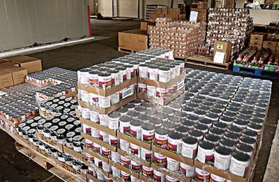 Need Growing Resources Shrinking Food Banks Say Local News Tribdem Com