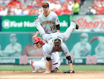 Walker's 12-game hitting streak ends in 5-0 loss to Pirates - The