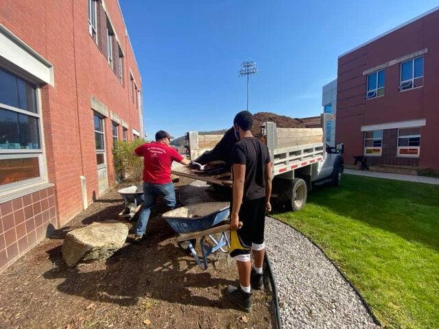 Planting2