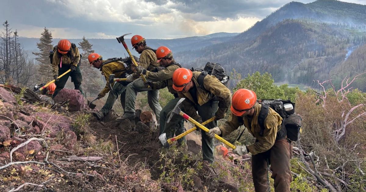 Fast-moving fire in Utah, largest in U.S., spreads overnight, leading to more evacuations