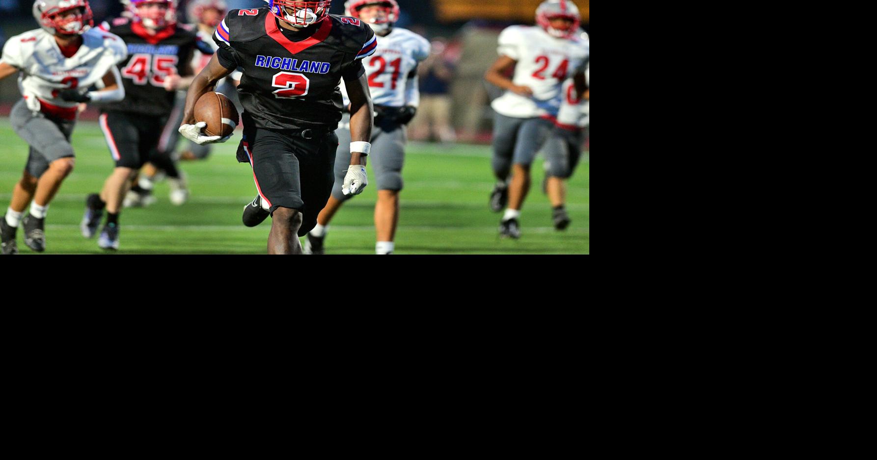 Male Spotlight Athlete of the Week | Arnold Mugerwa