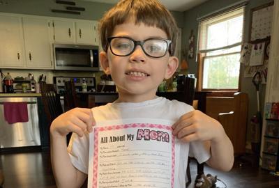 Forest Hills Elementary - Mother's Day tributes