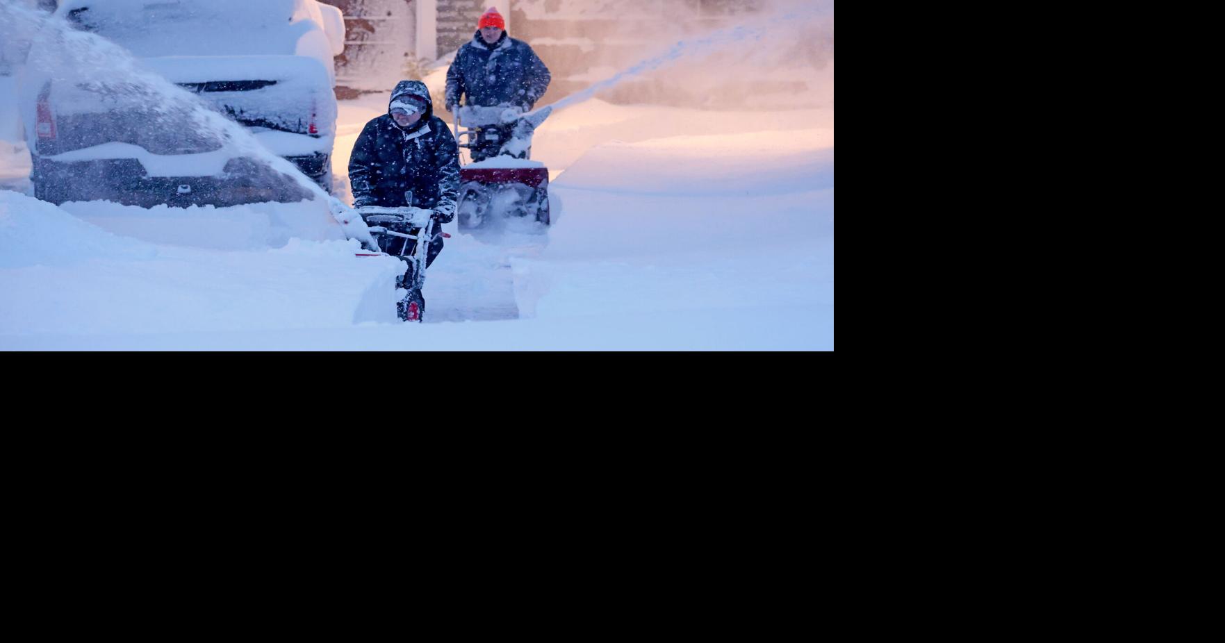Northeast U.S. digs out from brutal snowstorm that disrupted flights, canceled school