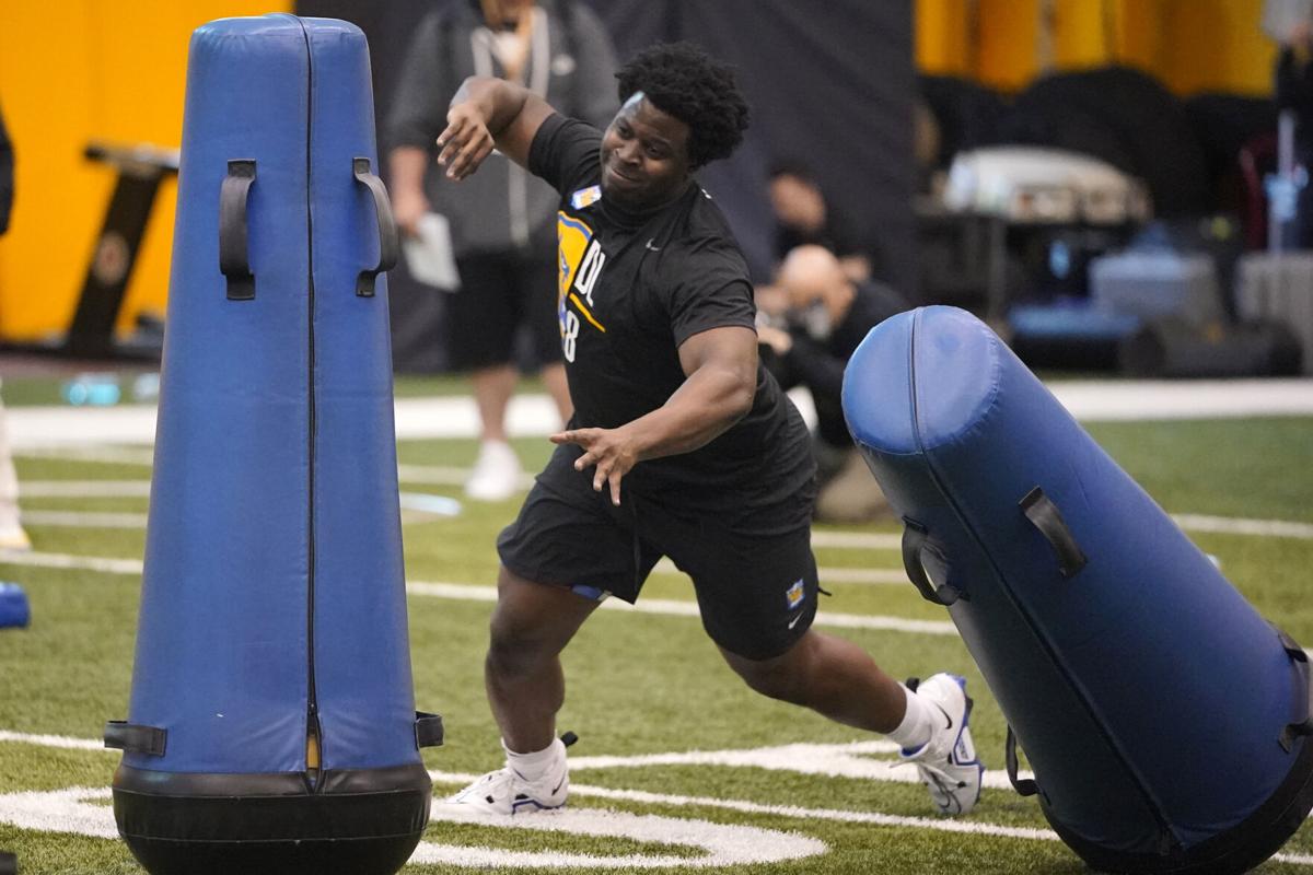 280lb Pitt DT Calijah Kancey Breaks Aaron Donald's 40-Yard Dash Record