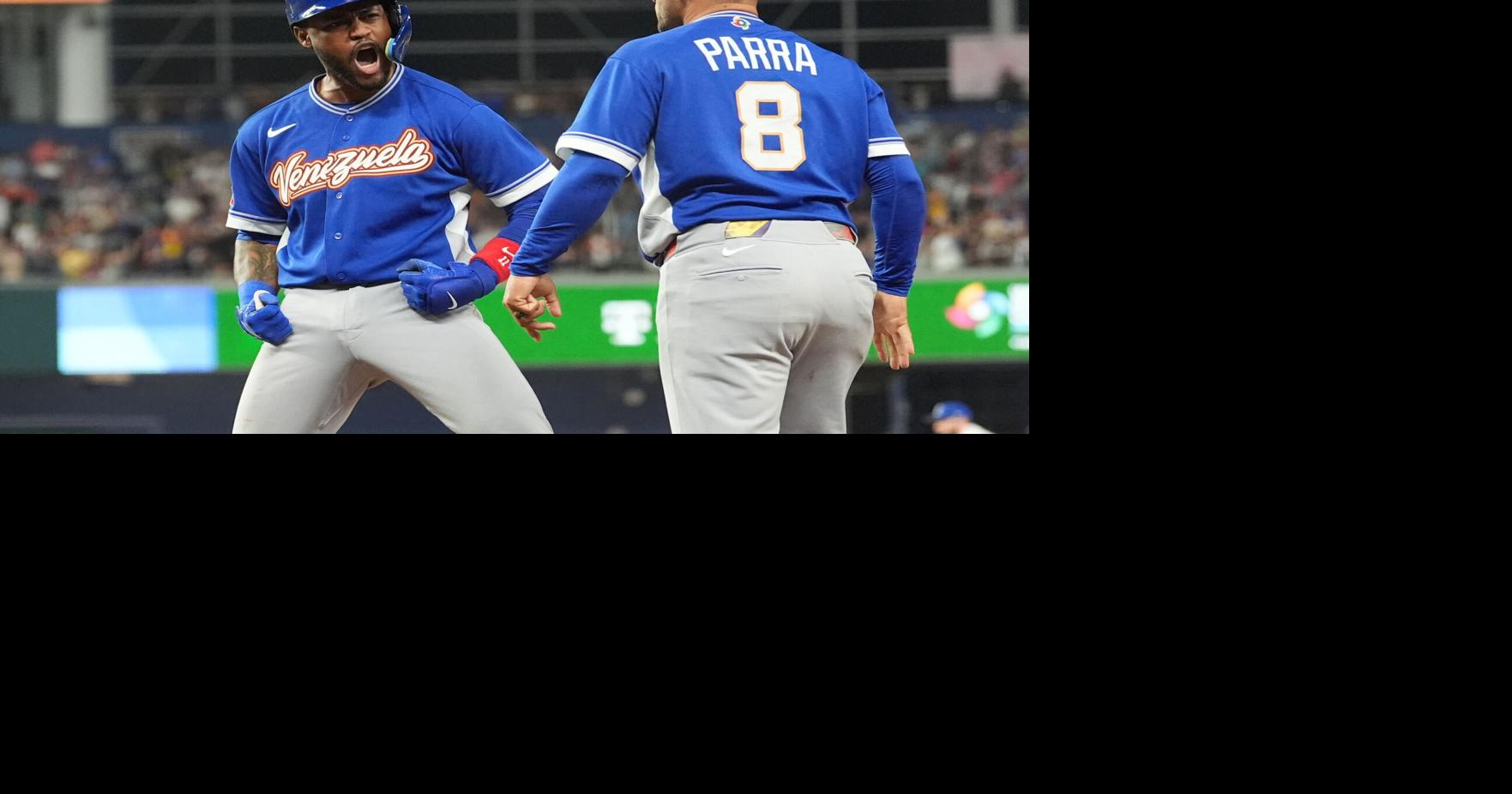 Venezuela rallies past Italy 4-2 with 3-run 7th and will face U.S. for World Baseball Classic title