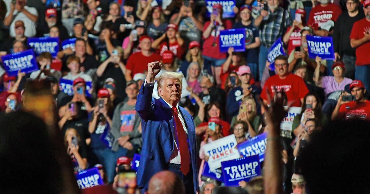 PHOTO GALLERY | Donald Trump Campaign Rally | Indiana, Pa. | Gallery ...