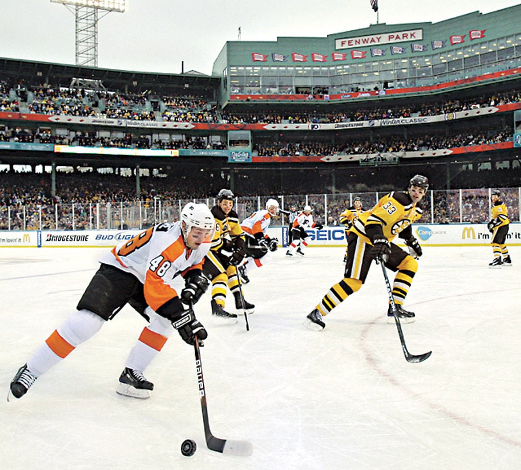 Bruins rout Flyers in Winter Classic