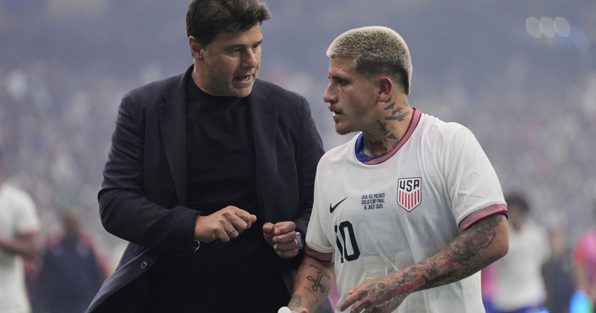 Pochettino criticizes officials for 3 calls he said caused U.S. loss to Mexico in Gold Cup final