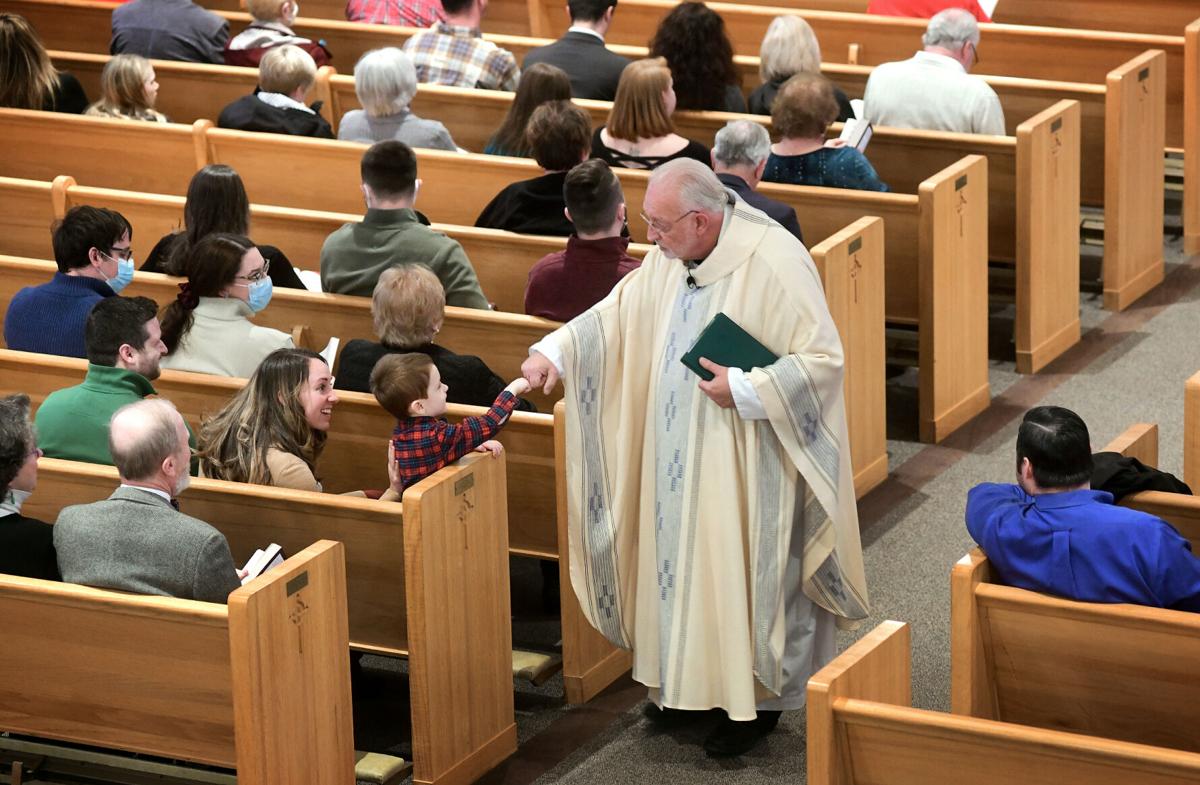 St Clement | Christmas Eve Mass 02.jpg