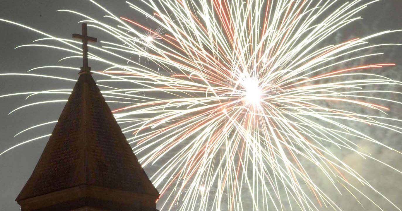 Fireworks will light up night sky for Independence Day celebrations - Vimarsana News