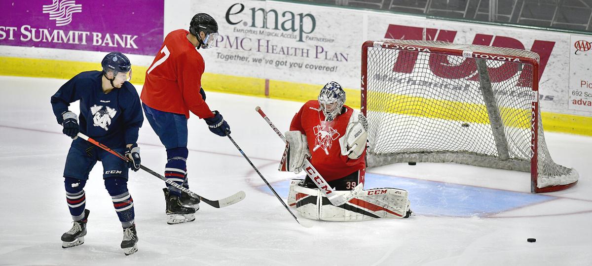 Photo Gallery Back To Work Tomahawks Open Nahl Camp Adapt At 1st Summit Arena Sports Tribdem Com