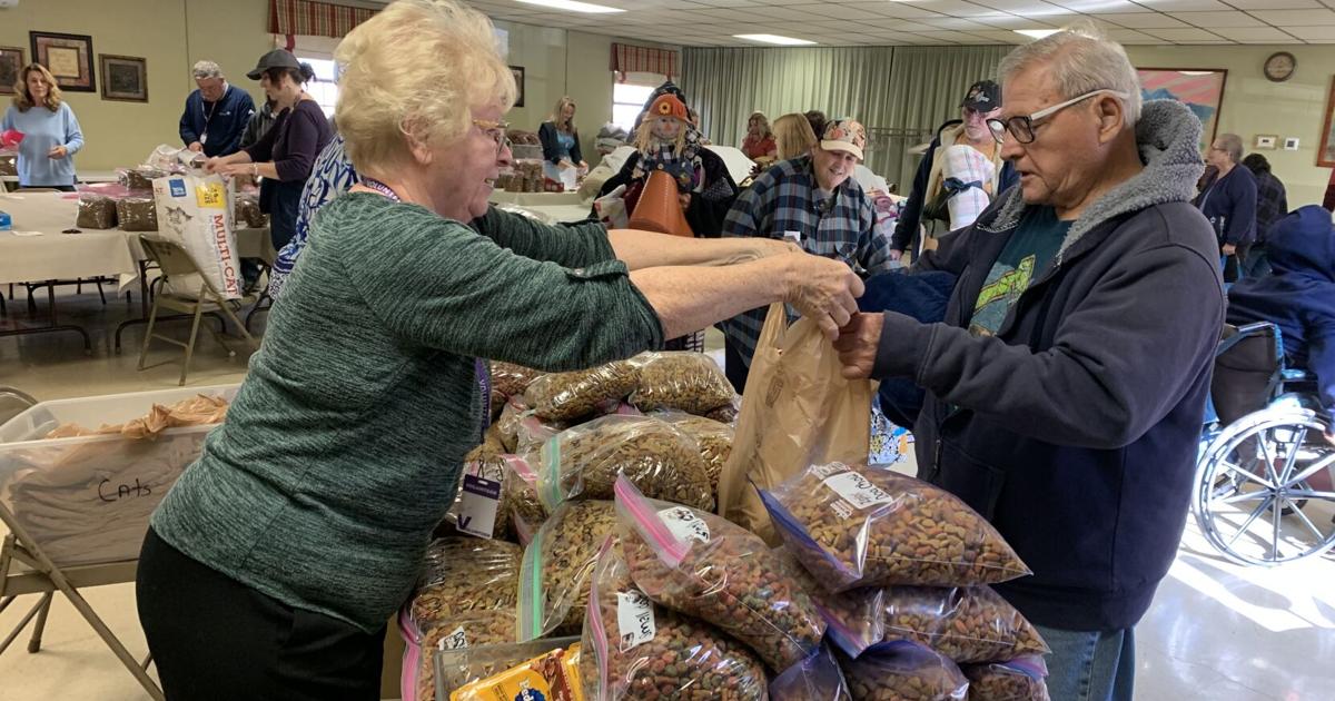 Area churches, humane societies offering food for furry friends | Local News Area churches, humane societies offering food for furry friends | Local News