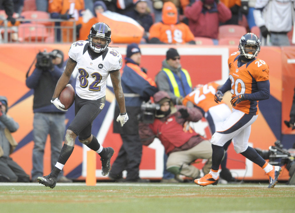 Torrey Smith relies on Ravens to handle grief, defeat Patriots 