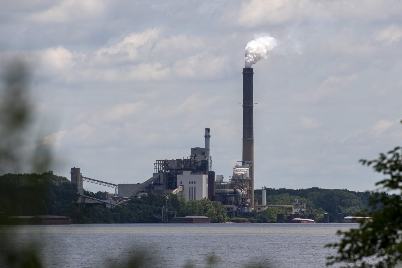 tribstar.com - Niki Kelly Indiana Capital Chronicle - Michigan wins coal plant case, but Indiana's plants still remain open