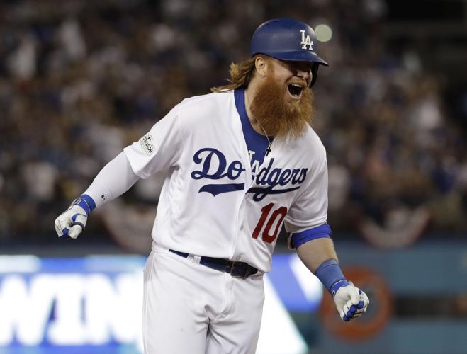 Justin Turner Walk-Off Home Run Gives Dodgers 2-0 NLCS Lead Over Cubs