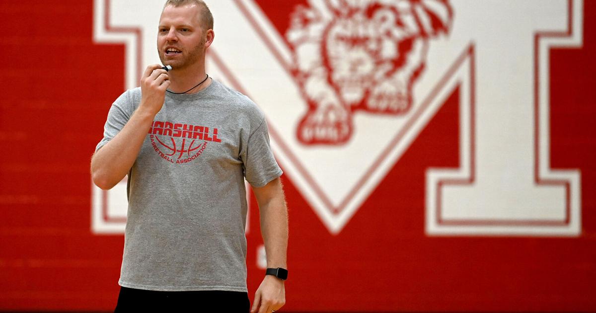 ANDY AMEY HIgh school basketball shot clocks come to Illinois Sports