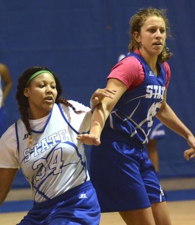 Sullivan S Smith Sycamore Women S Basketball Team Ready To Put