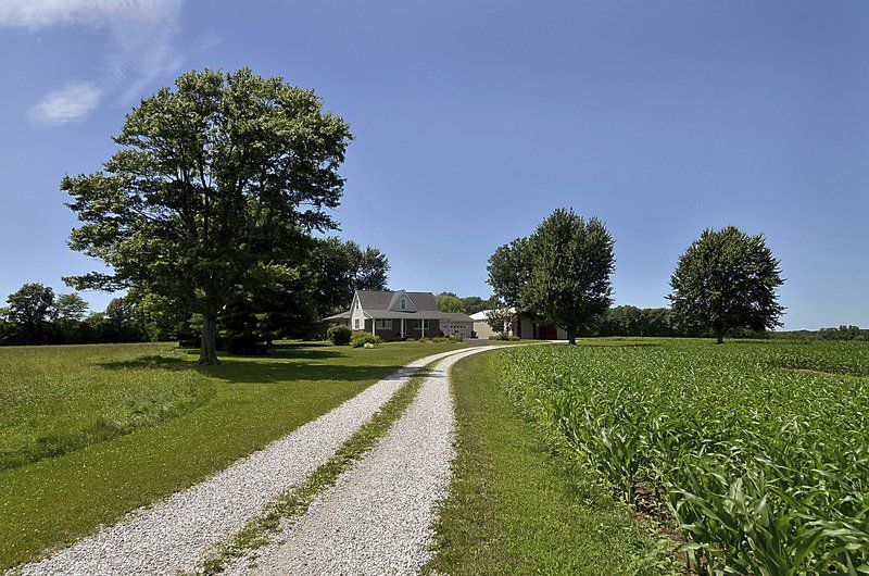 Hoosier Homesteads Shaping the legacy of Indiana Valley Life