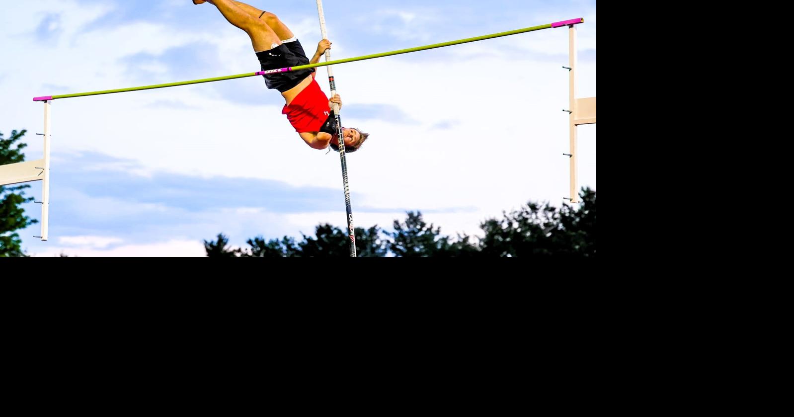 Mark Bennett: 'Life to the fullest': Teen student-athlete rises above pole vault bar and Type 1 diabetes