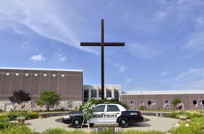 Tributes come at visitation for late TH police officer Local News