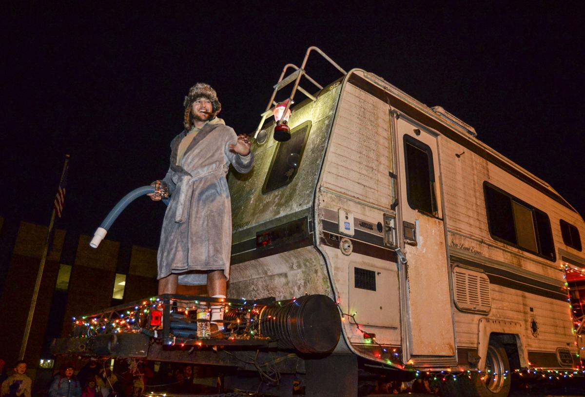 MET 120719 Cousin Eddie