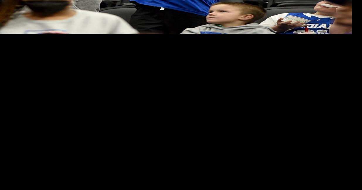 Going Arching ISU fans descend on tourney from Hilton Head, Kansas