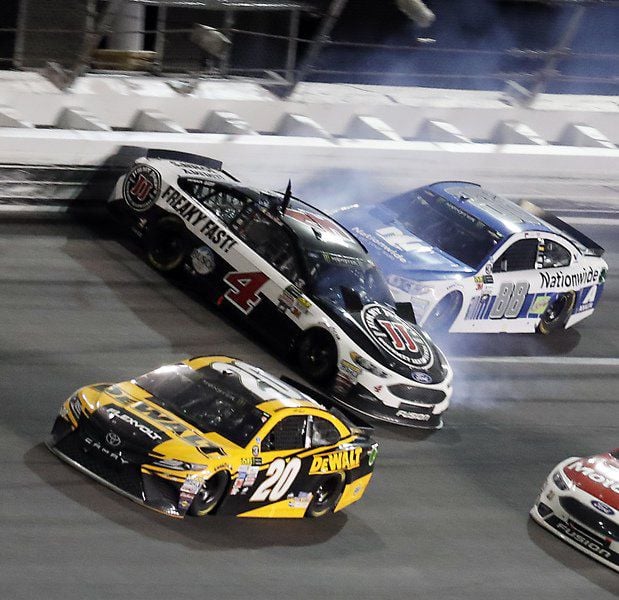 Ricky Stenhouse Jr Wins Crash Filled Race At Daytona Sports Tribstar Com