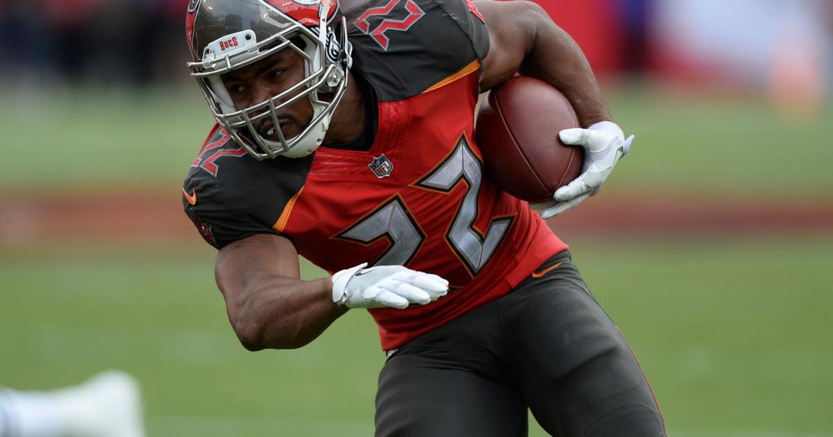Former NFL star who died in police custody battled injuries, mental health challenges